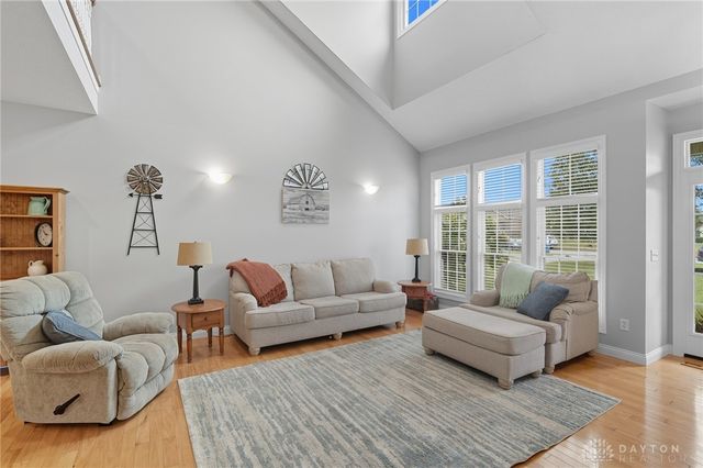 582 Storm Court, Tipp City, OH 45371