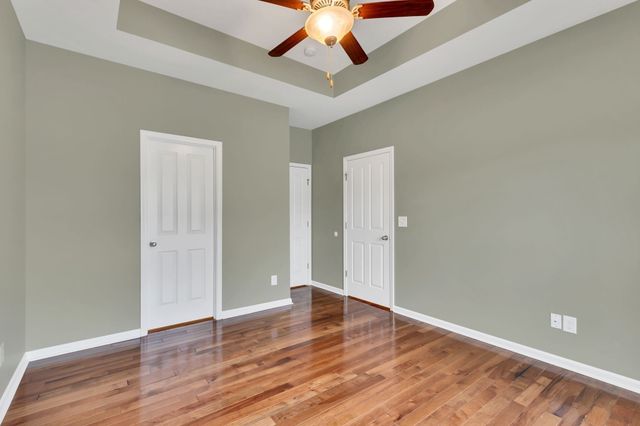 305 Dursley Pvt Ln, Spring Hill, TN 37174
