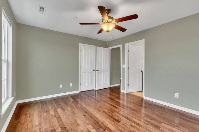 305 Dursley Pvt Ln, Spring Hill, TN 37174