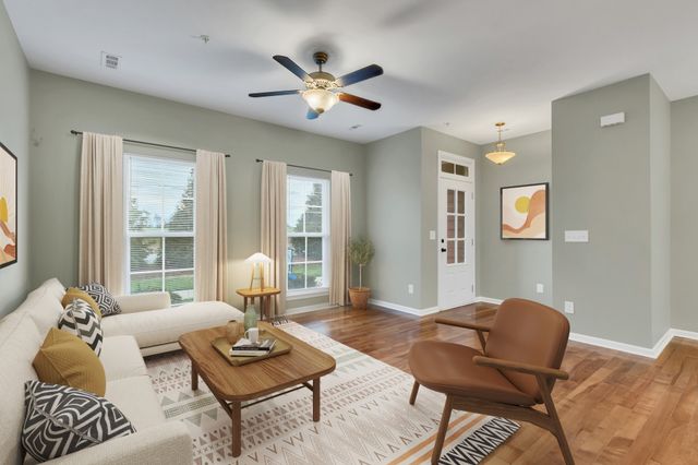 305 Dursley Pvt Ln, Spring Hill, TN 37174