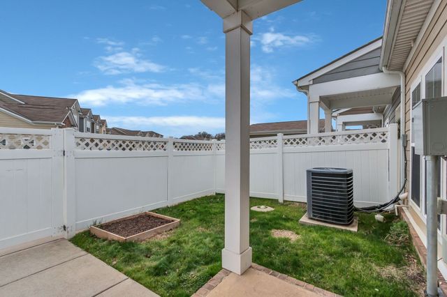 305 Dursley Pvt Ln, Spring Hill, TN 37174