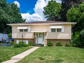 6464 Karl Road, Columbus, OH 43229
