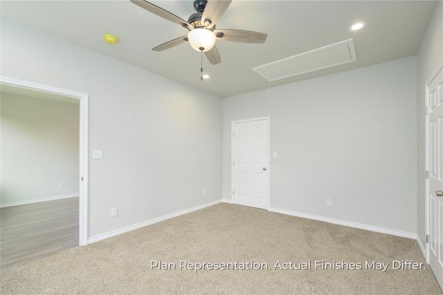 203 E Laura Avenue, Quinlan, TX 75474