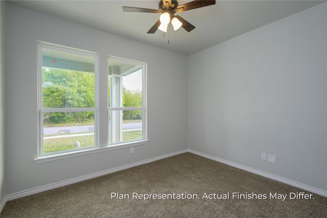 203 E Laura Avenue, Quinlan, TX 75474