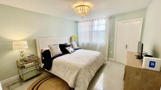 19901 E Country Club Dr 2403, Aventura, FL 33180