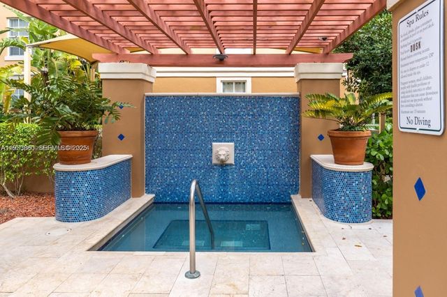 19901 E Country Club Dr 2403, Aventura, FL 33180