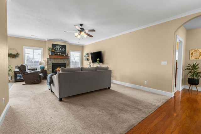 128 Stillwood Drive, Branson, MO 65616