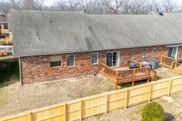 128 Stillwood Drive, Branson, MO 65616