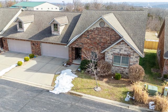 128 Stillwood Drive, Branson, MO 65616