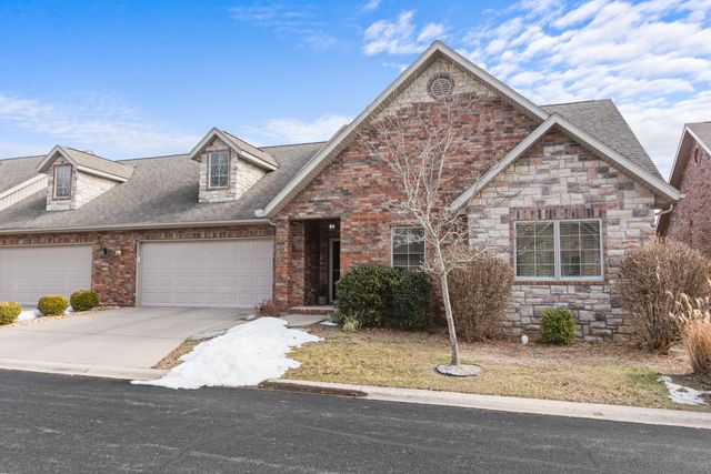 128 Stillwood Drive, Branson, MO 65616