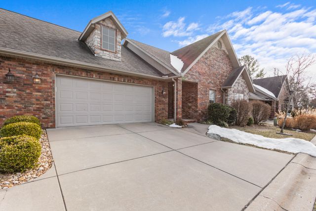 128 Stillwood Drive, Branson, MO 65616