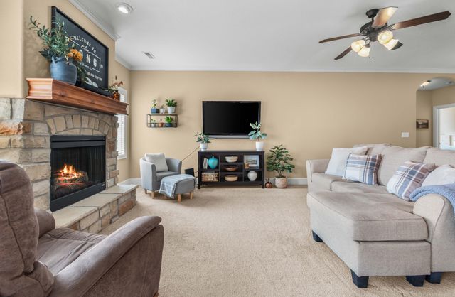 128 Stillwood Drive, Branson, MO 65616