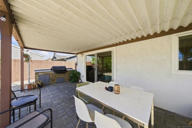 7434 Ashford Pl, San Diego, CA 92111