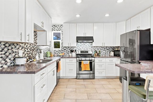 7434 Ashford Pl, San Diego, CA 92111