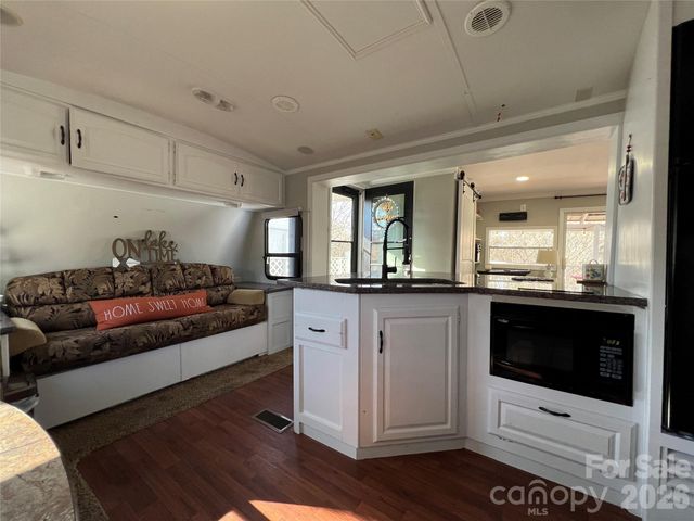 322 Mount View Lane, New London, NC 28127