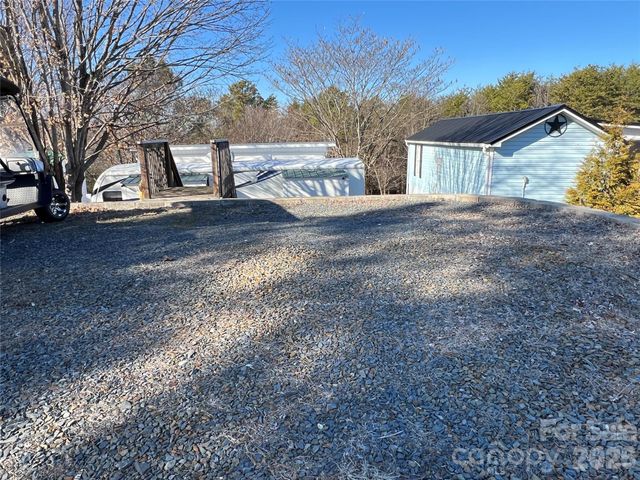 322 Mount View Lane, New London, NC 28127