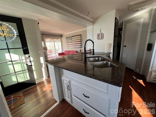 322 Mount View Lane, New London, NC 28127