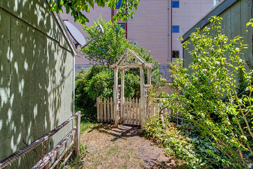256 N FALL ST, Salt Lake City, UT 84116