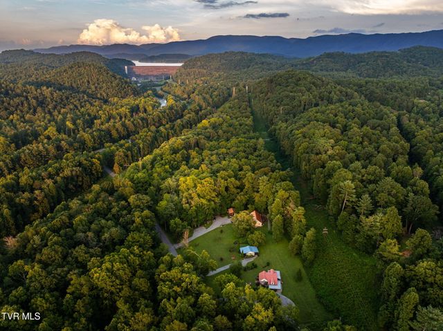 383 South Tva Road, Bristol, TN 37620