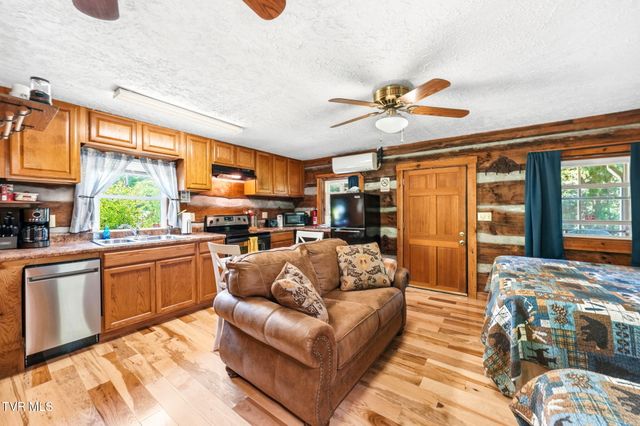 383 South Tva Road, Bristol, TN 37620