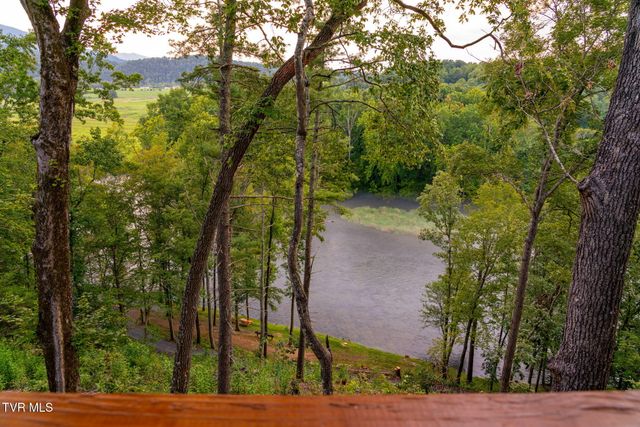 383 South Tva Road, Bristol, TN 37620