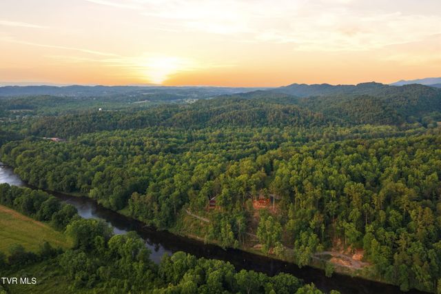 383 South Tva Road, Bristol, TN 37620