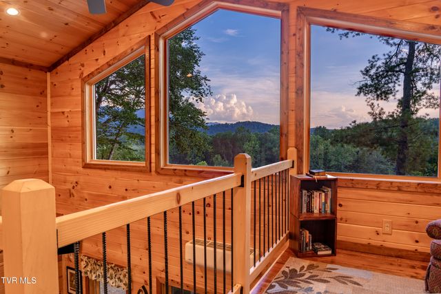 383 South Tva Road, Bristol, TN 37620