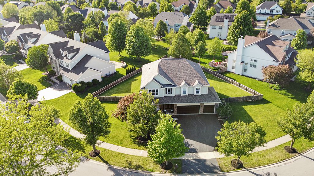 13332 Morning Mist Place, Plainfield, IL 60585