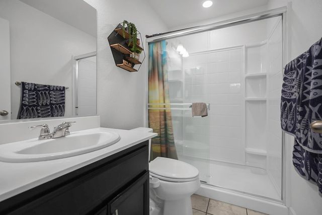258 Columbus Dr., Manteca, CA 95337