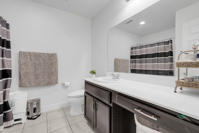258 Columbus Dr., Manteca, CA 95337