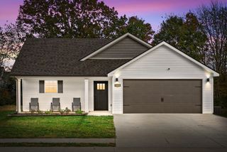 1425 Fredrick Dr, Clarksville, TN 37042