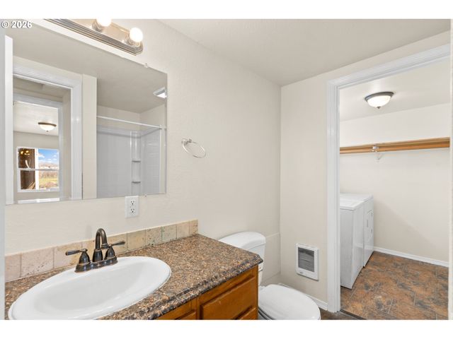 709 Sw 16TH St, Pendleton, OR 97801