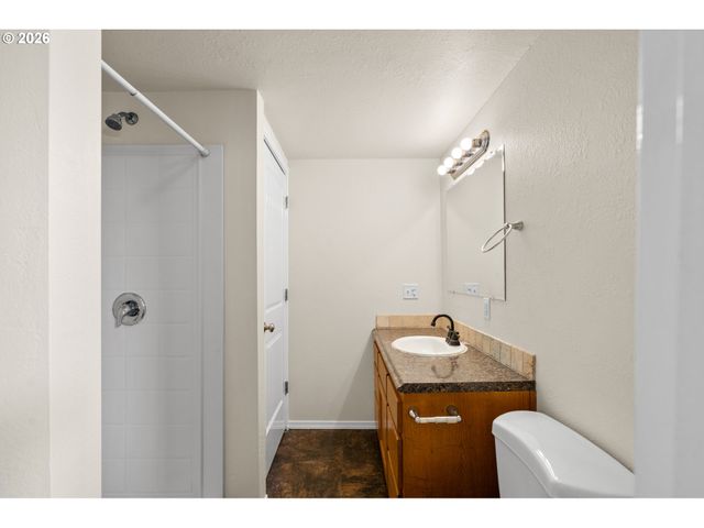709 Sw 16TH St, Pendleton, OR 97801