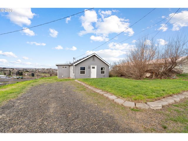 709 Sw 16TH St, Pendleton, OR 97801