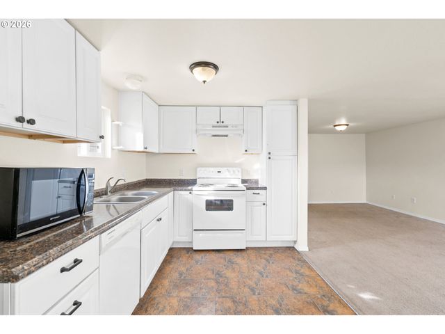 709 Sw 16TH St, Pendleton, OR 97801