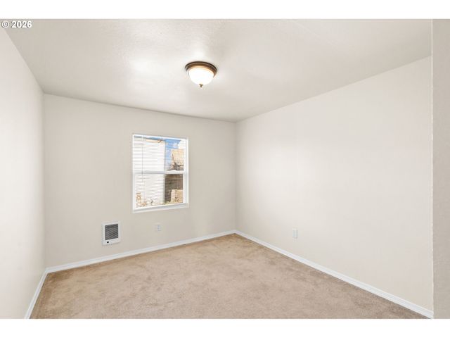 709 Sw 16TH St, Pendleton, OR 97801