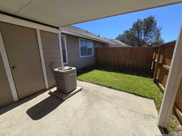 9140 Timber Path Unit 2702, San Antonio, TX 78250