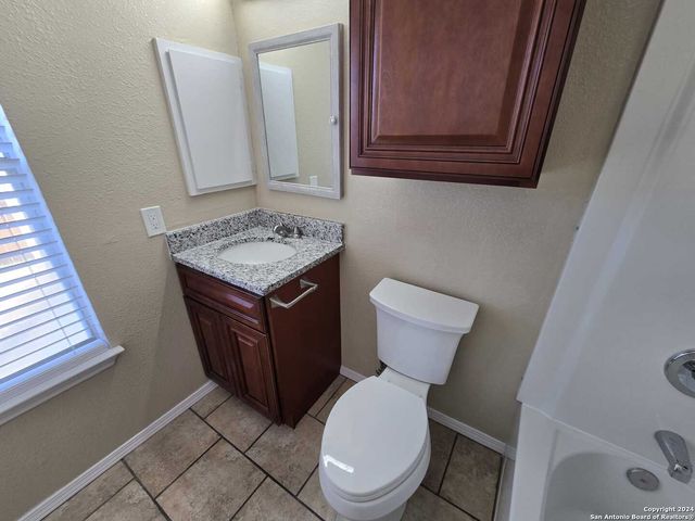 9140 Timber Path Unit 2702, San Antonio, TX 78250