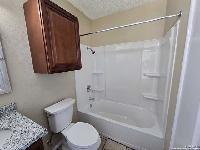 9140 Timber Path Unit 2702, San Antonio, TX 78250