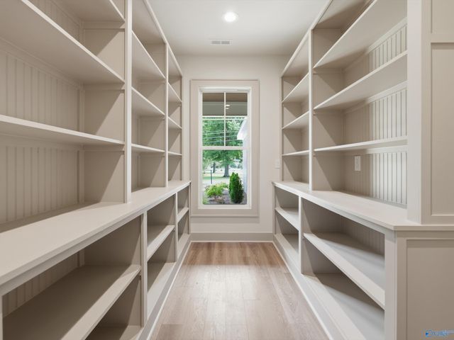 2000 Mythewood Drive, Huntsville, AL 35803