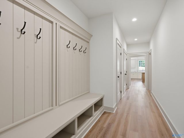 2000 Mythewood Drive, Huntsville, AL 35803
