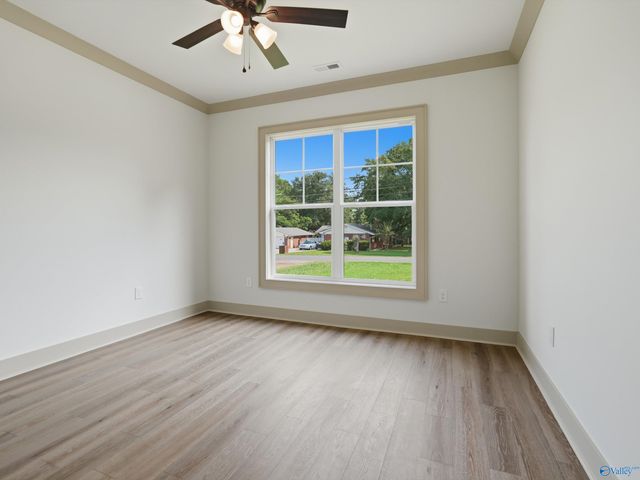 2000 Mythewood Drive, Huntsville, AL 35803