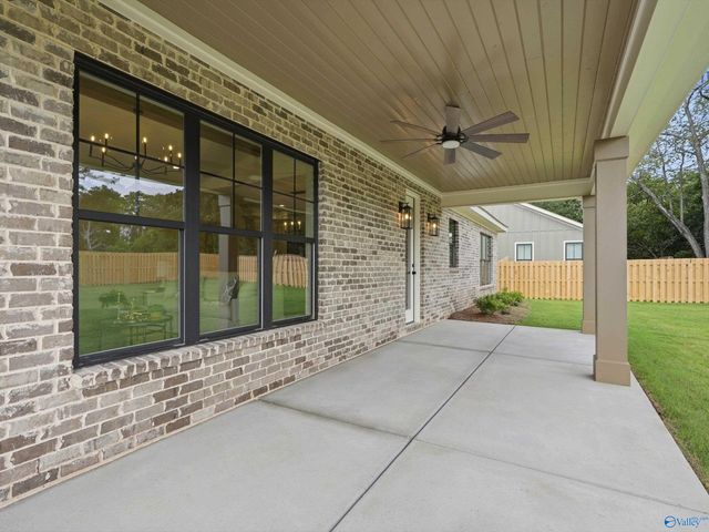 2000 Mythewood Drive, Huntsville, AL 35803