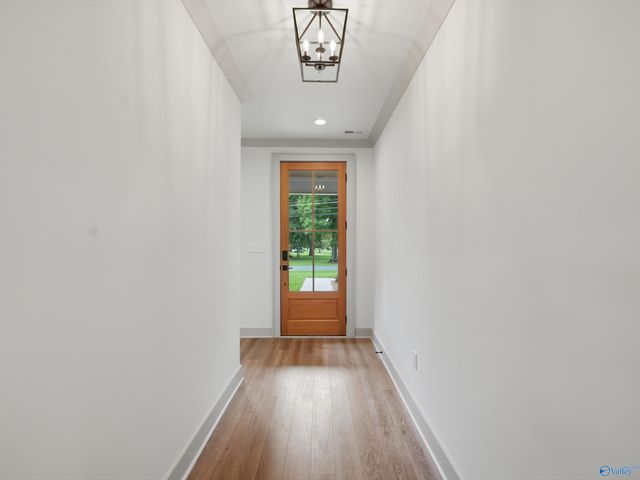 2000 Mythewood Drive, Huntsville, AL 35803