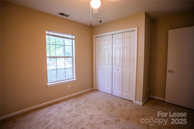 322 Cottonwood Park Drive, Charlotte, NC 28214