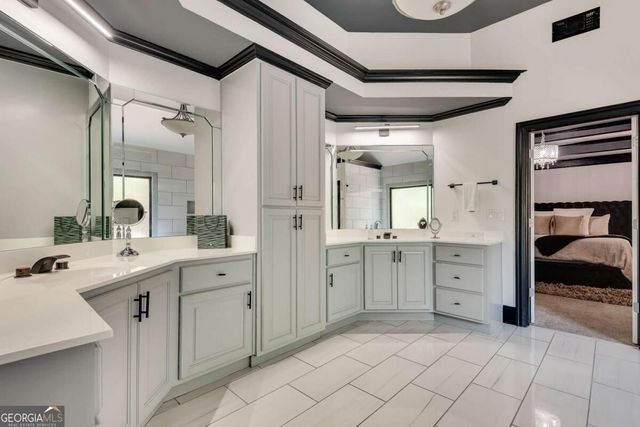 1370 Boomer Circle, Suwanee, GA 30024