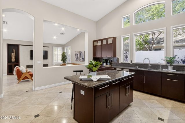 7880 S MICHELE Lane, Tempe, AZ 85284