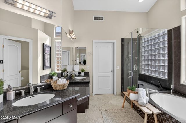 7880 S MICHELE Lane, Tempe, AZ 85284