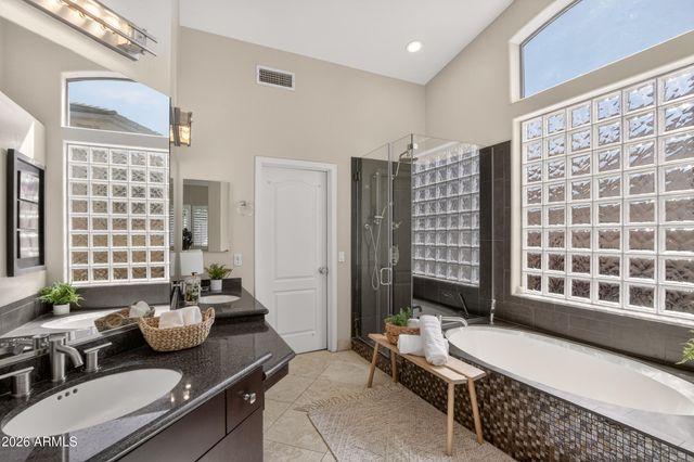 7880 S MICHELE Lane, Tempe, AZ 85284