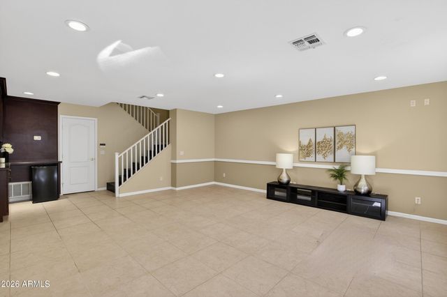 7880 S MICHELE Lane, Tempe, AZ 85284